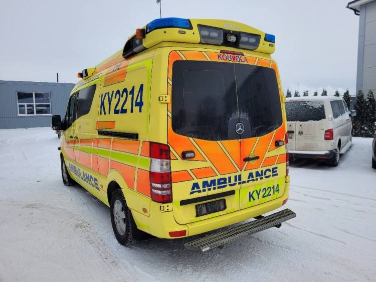 MERCEDES – BENZ SPRINTER AMBULANCE (TAMLANS) KLIMA, 11.2016, EURO 6 - Ambulance: afbeelding 5 MERCEDES – BENZ SPRINTER AMBULANCE (TAMLANS) KLIMA, 11.2016, EURO 6 - Ambulance: afbeelding 5