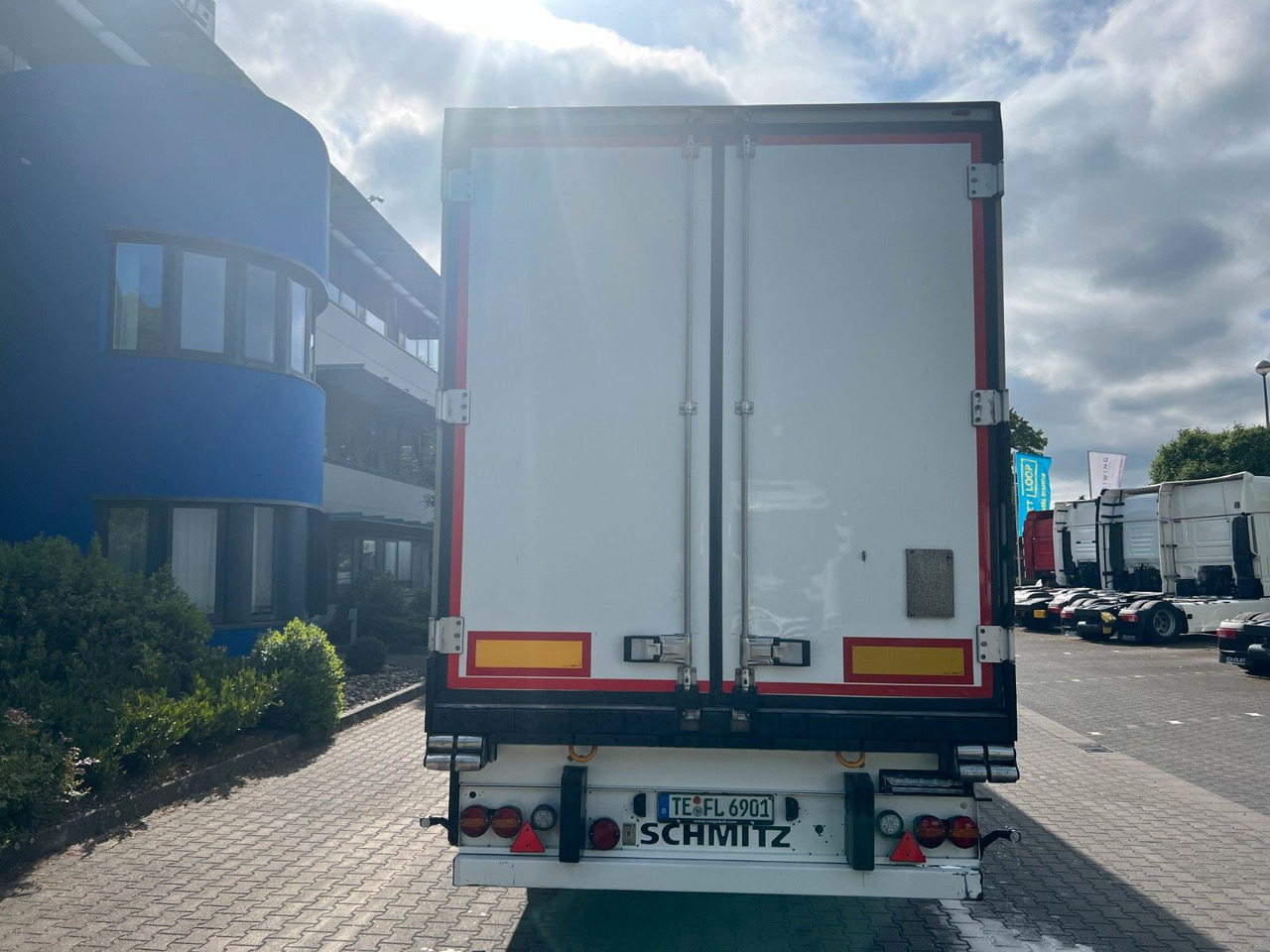 Schmitz Cargobull SKO 24/L - 13.4 FP 45 Cool V7, TK SLXi 400 - Koelwagen oplegger: afbeelding 4 Schmitz Cargobull SKO 24/L - 13.4 FP 45 Cool V7, TK SLXi 400 - Koelwagen oplegger: afbeelding 4