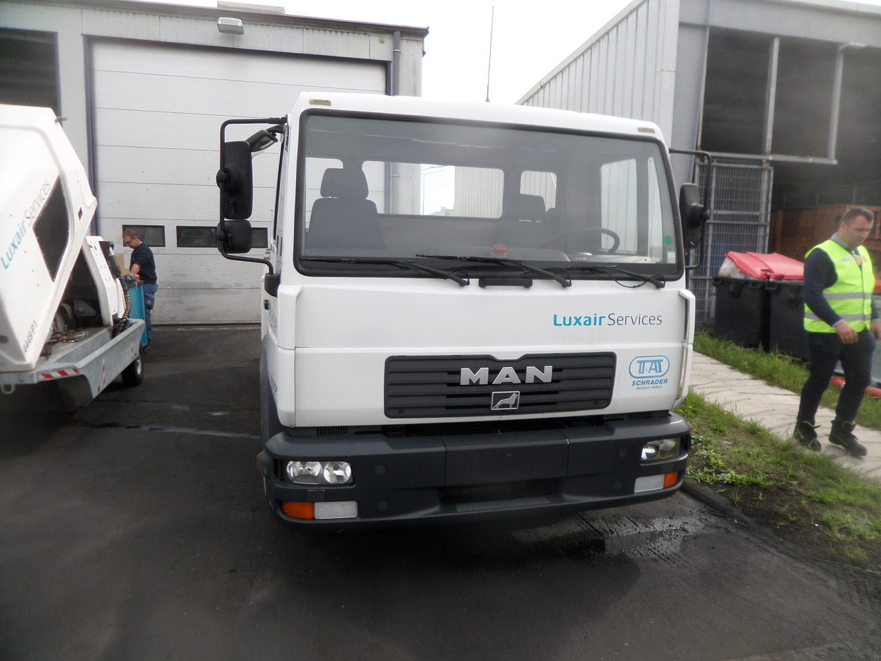 Schrader Water truck WSU 3000 MAN - Ground support equipment: afbeelding 3 Schrader Water truck WSU 3000 MAN - Ground support equipment: afbeelding 3