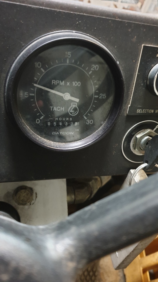 SOVAM K100 - Vliegtuigtrekker: afbeelding 3 SOVAM K100 - Vliegtuigtrekker: afbeelding 3