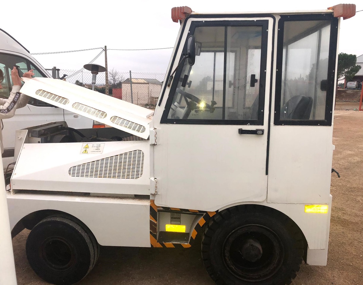 TEMG TRACTOR/DIESEL TG5000 - Bagagetrekker: afbeelding 5 TEMG TRACTOR/DIESEL TG5000 - Bagagetrekker: afbeelding 5