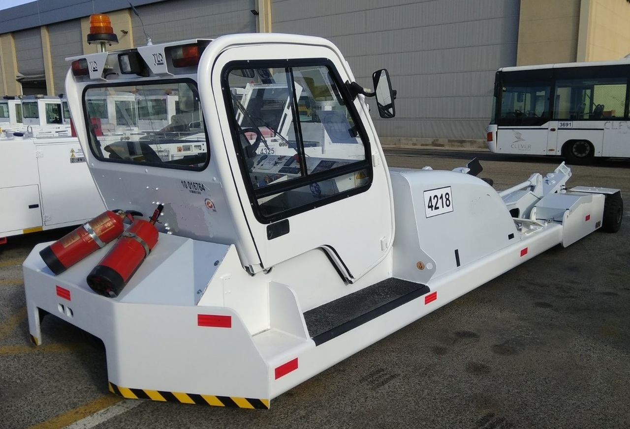 TLD Towbarless Pushback TPX 100 E - Vliegtuigtrekker: afbeelding 1 TLD Towbarless Pushback TPX 100 E - Vliegtuigtrekker: afbeelding 1