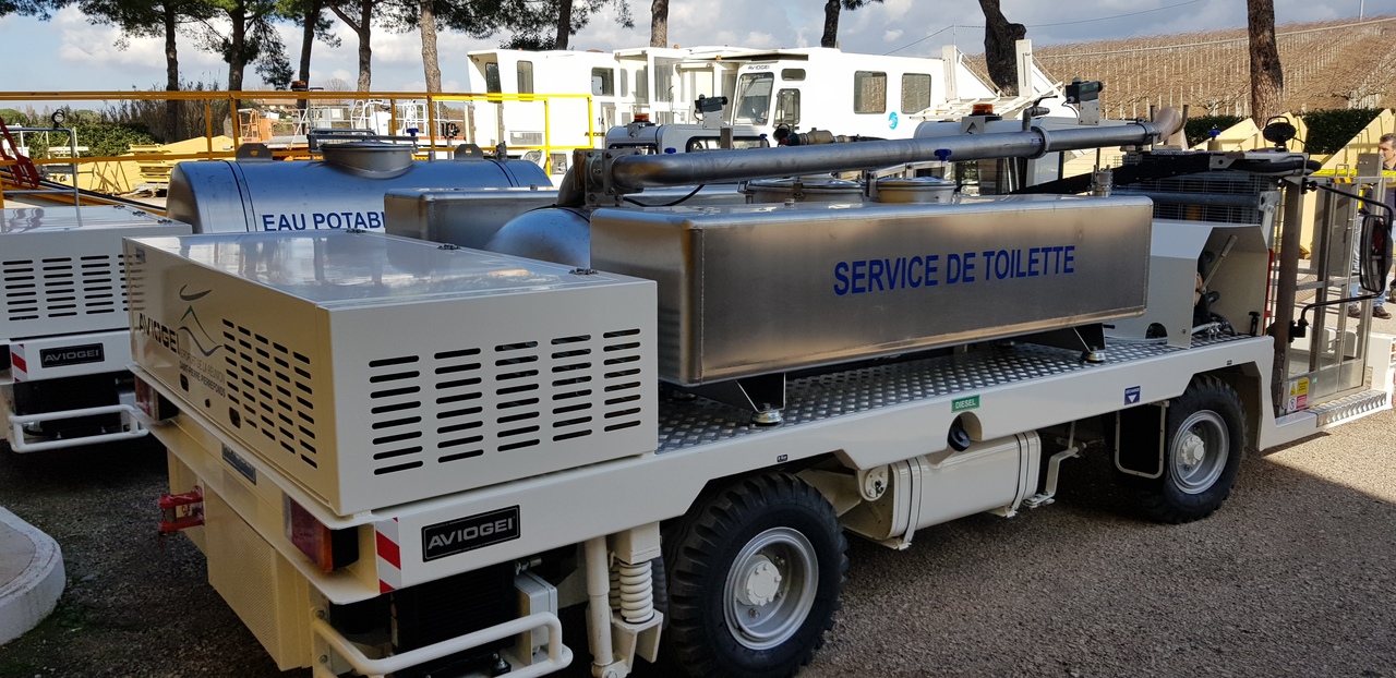 Toilet Truck Aviogei VSTM - Lavatory service truck: afbeelding 1 Toilet Truck Aviogei VSTM - Lavatory service truck: afbeelding 1
