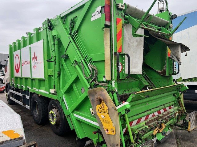 DAF CF 75.250 FAN75.250 CF 6X2 - Vuilniswagen: afbeelding 4 DAF CF 75.250 FAN75.250 CF 6X2 - Vuilniswagen: afbeelding 4