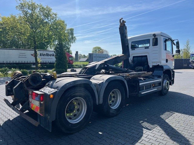 MAN TGA 26.360 .360 6X2 Hooksystem - Containertransporter/ Wissellaadbak vrachtwagen: afbeelding 3 MAN TGA 26.360 .360 6X2 Hooksystem - Containertransporter/ Wissellaadbak vrachtwagen: afbeelding 3