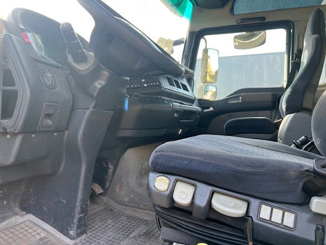 MAN TGA 26.440 .440 6x2 - Containertransporter/ Wissellaadbak vrachtwagen: afbeelding 5 MAN TGA 26.440 .440 6x2 - Containertransporter/ Wissellaadbak vrachtwagen: afbeelding 5