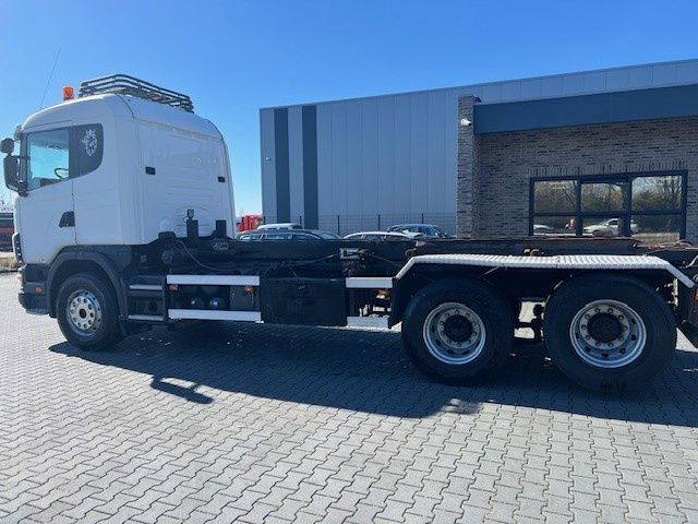 Scania R144-460 V8 .460 6x2 - Containertransporter/ Wissellaadbak vrachtwagen: afbeelding 4 Scania R144-460 V8 .460 6x2 - Containertransporter/ Wissellaadbak vrachtwagen: afbeelding 4
