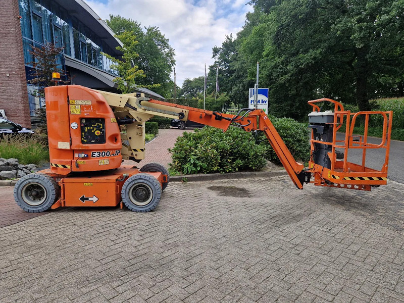 JLG E300AJP - Knikarmhoogwerker: afbeelding 2 JLG E300AJP - Knikarmhoogwerker: afbeelding 2