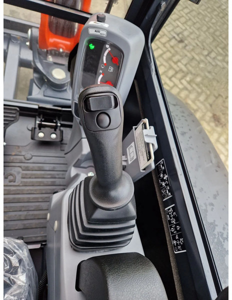 Nieuw Minigraafmachine Kubota KX027-4 Hi-spec (NIEUW): afbeelding 9 Nieuw Minigraafmachine Kubota KX027-4 Hi-spec (NIEUW): afbeelding 9