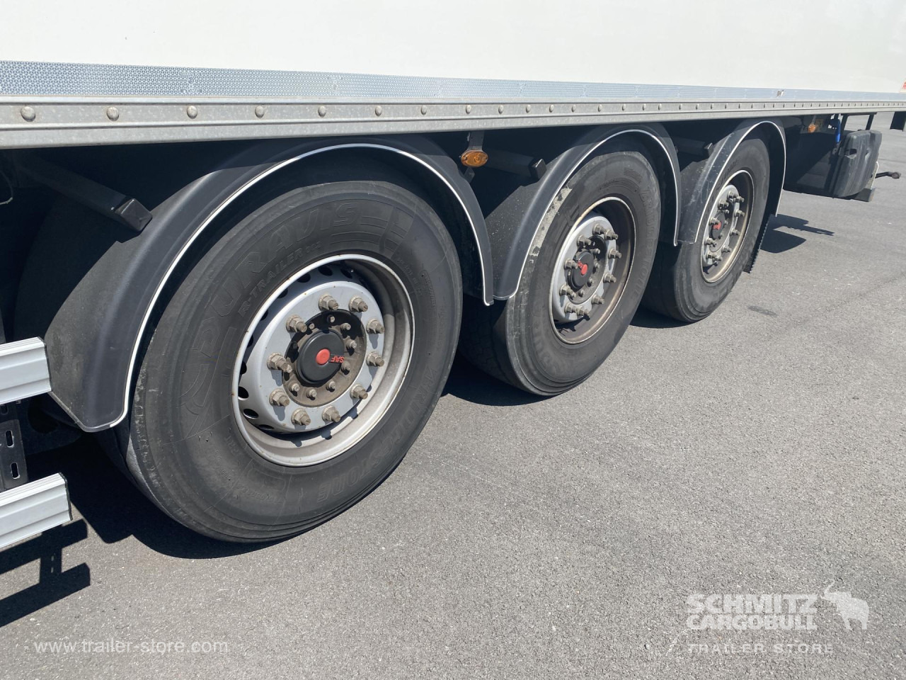FRUEHAUF Dryfreight Standard Roller shutter door - Gesloten oplegger: afbeelding 4 FRUEHAUF Dryfreight Standard Roller shutter door - Gesloten oplegger: afbeelding 4
