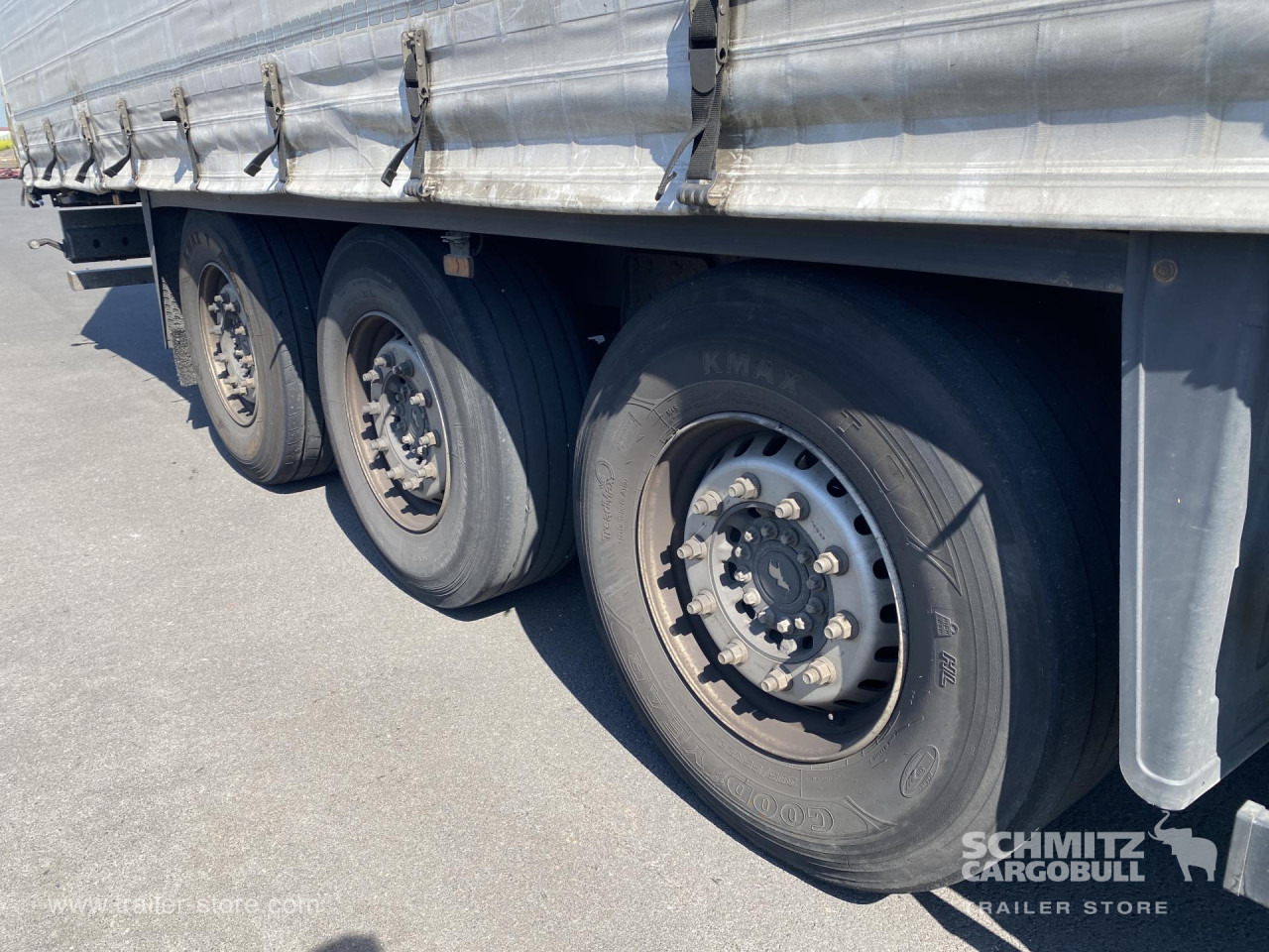 SCHMITZ Curtainsider Standard - Schuifzeiloplegger: afbeelding 4 SCHMITZ Curtainsider Standard - Schuifzeiloplegger: afbeelding 4