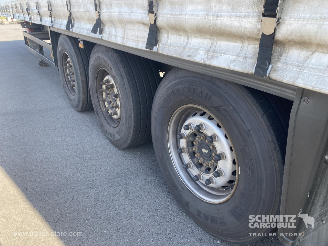 SCHMITZ Curtainsider Standard - Schuifzeiloplegger: afbeelding 2 SCHMITZ Curtainsider Standard - Schuifzeiloplegger: afbeelding 2