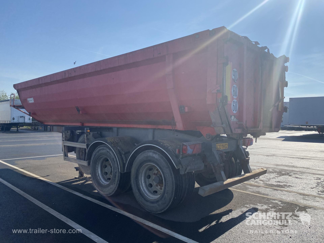 Tipper Steel half pipe body 91m³ - Kipper oplegger: afbeelding 4 Tipper Steel half pipe body 91m³ - Kipper oplegger: afbeelding 4
