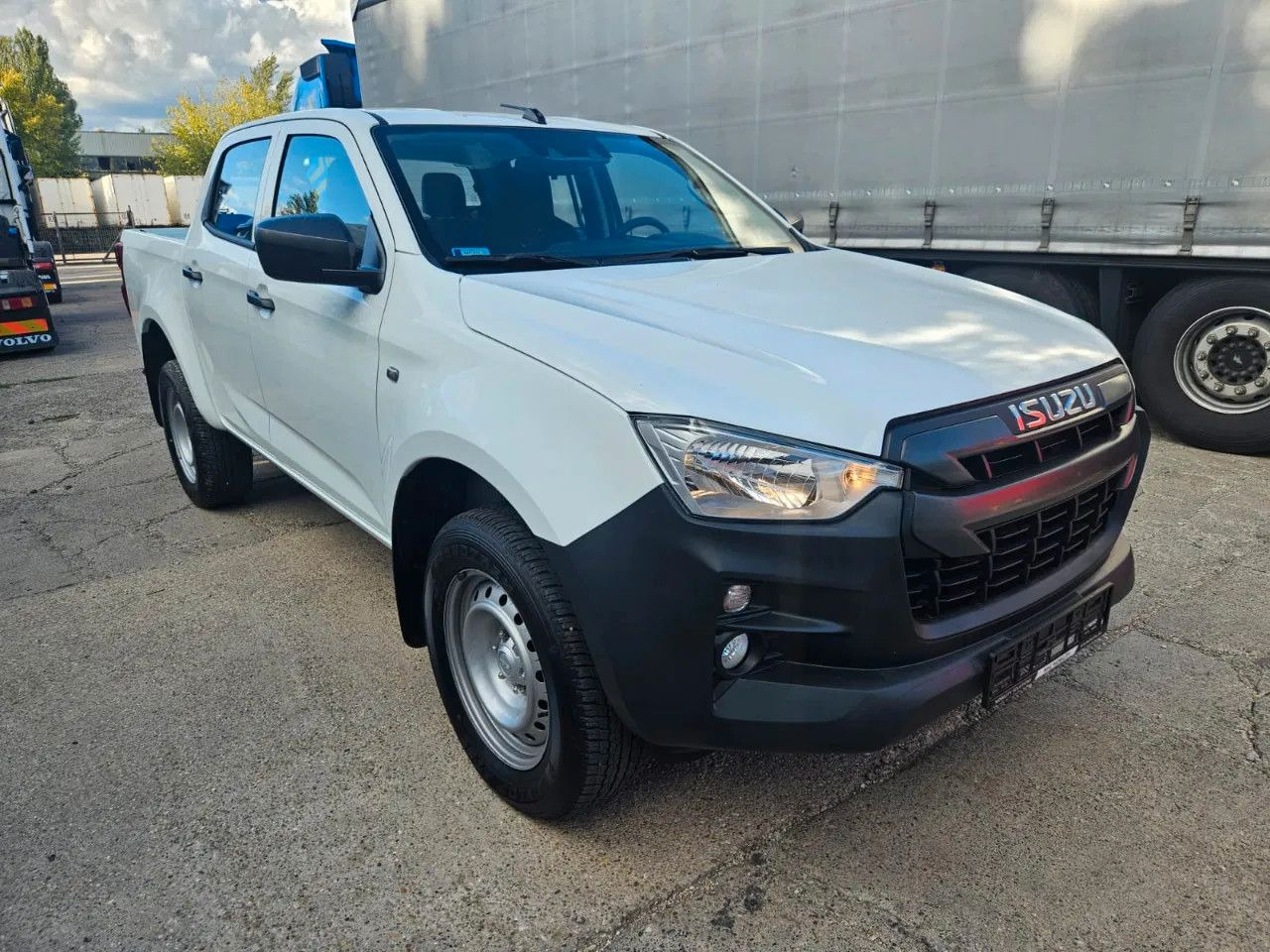 Isuzu D-Max 2H, 4H, 4L - SUV: afbeelding 3 Isuzu D-Max 2H, 4H, 4L - SUV: afbeelding 3