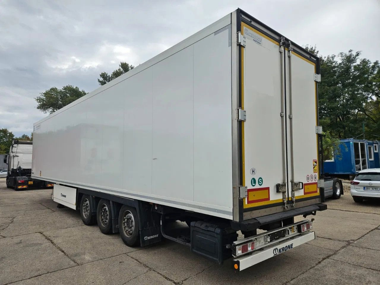 Krone SD Thermo King SLX300i - Lifting axle A - Pallet - Koelwagen oplegger: afbeelding 3 Krone SD Thermo King SLX300i - Lifting axle A - Pallet - Koelwagen oplegger: afbeelding 3