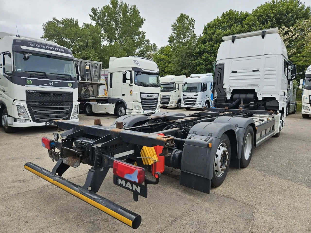 MAN TGX 26.470 XXL BDF 6x2 2 units, NAVI, Lift Axle - Containertransporter/ Wissellaadbak vrachtwagen: afbeelding 4 MAN TGX 26.470 XXL BDF 6x2 2 units, NAVI, Lift Axle - Containertransporter/ Wissellaadbak vrachtwagen: afbeelding 4