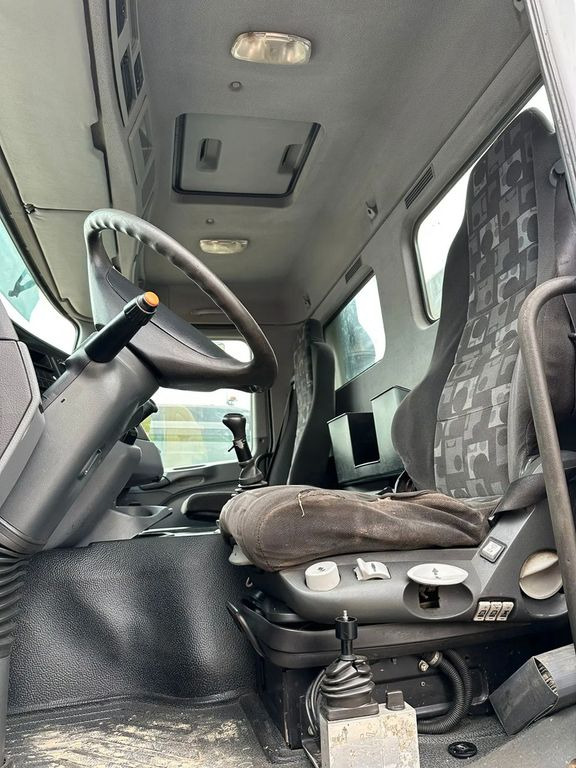 Mercedes-Benz Actros 3341 3 sided Tipper, 6x4, Euro 3, - Kipper vrachtwagen: afbeelding 5 Mercedes-Benz Actros 3341 3 sided Tipper, 6x4, Euro 3, - Kipper vrachtwagen: afbeelding 5