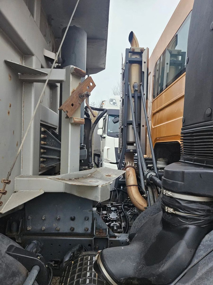 Renault Kerax 420 dCi 8x4 Langerdorf Hyva - Kipper vrachtwagen: afbeelding 5 Renault Kerax 420 dCi 8x4 Langerdorf Hyva - Kipper vrachtwagen: afbeelding 5