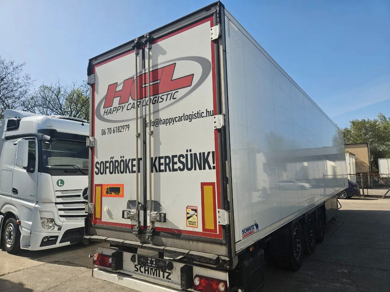 Schmitz Cargobull SCB S3T Thermo King SLXi 300 Lifting axle A - 2 - Koelwagen oplegger: afbeelding 4 Schmitz Cargobull SCB S3T Thermo King SLXi 300 Lifting axle A - 2 - Koelwagen oplegger: afbeelding 4