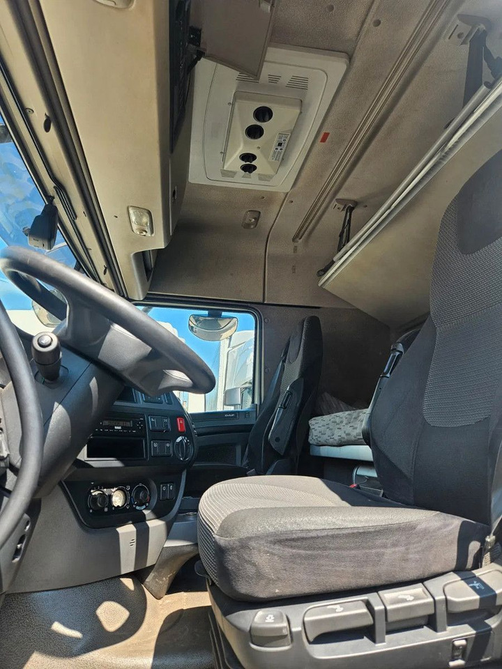 DAF XF 460 Mega Standklima Space Cab - Trekker: afbeelding 5 DAF XF 460 Mega Standklima Space Cab - Trekker: afbeelding 5