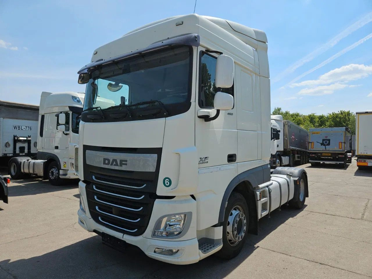 DAF XF 460 Space Cab Standklima 2 units - Trekker: afbeelding 1 DAF XF 460 Space Cab Standklima 2 units - Trekker: afbeelding 1