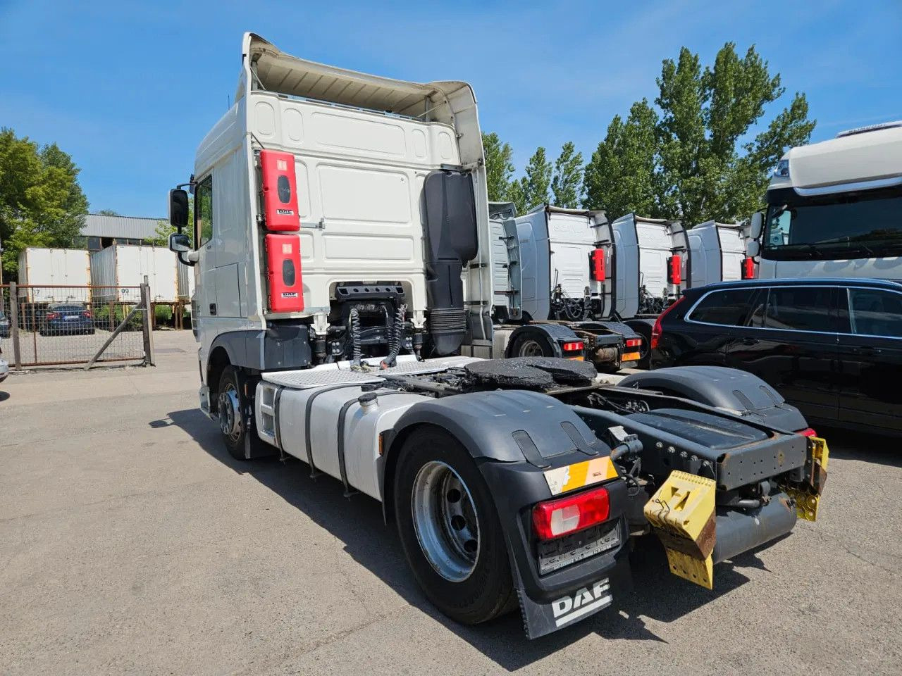 DAF XF 460 Space Cab Standklima 2 units - Trekker: afbeelding 3 DAF XF 460 Space Cab Standklima 2 units - Trekker: afbeelding 3
