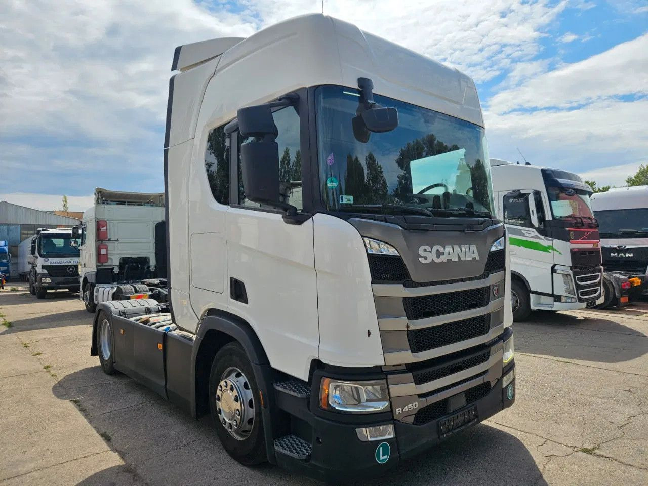 Scania R450 Standklima, 2 fridges, Big Navi, Digital Di - Trekker: afbeelding 2 Scania R450 Standklima, 2 fridges, Big Navi, Digital Di - Trekker: afbeelding 2