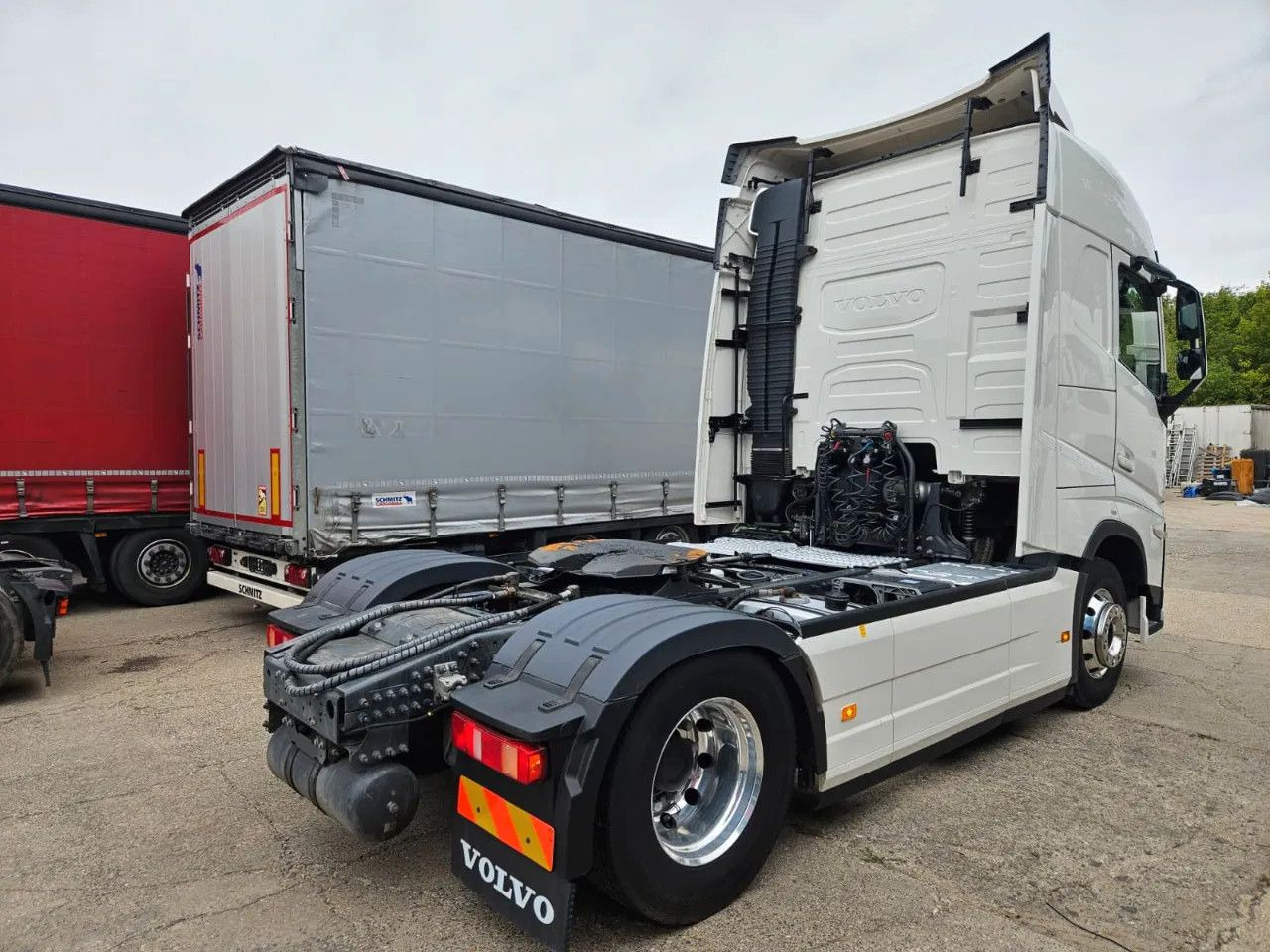 Volvo FH 460 Turbo Compound, I-Park, HYVA, Microwave, - Trekker: afbeelding 3 Volvo FH 460 Turbo Compound, I-Park, HYVA, Microwave, - Trekker: afbeelding 3