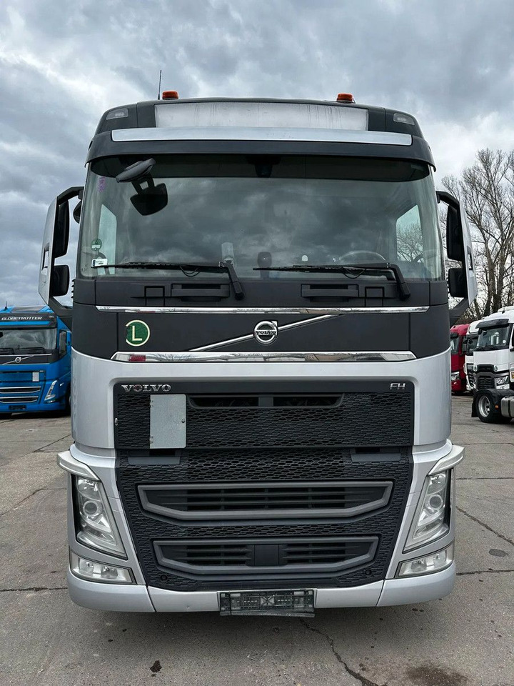 Volvo FH 500 ADR, I-Park, Alloy w. Leather seats, TV s - Trekker: afbeelding 5 Volvo FH 500 ADR, I-Park, Alloy w. Leather seats, TV s - Trekker: afbeelding 5