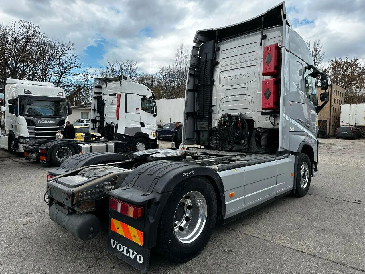 Volvo FH 500 ADR, I-Park, Alloy w. Leather seats, TV s - Trekker: afbeelding 4 Volvo FH 500 ADR, I-Park, Alloy w. Leather seats, TV s - Trekker: afbeelding 4