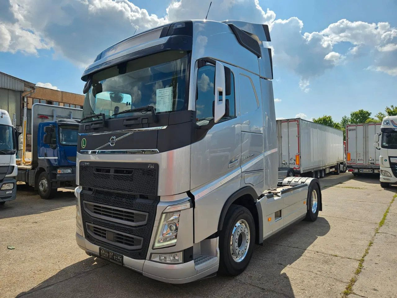 Volvo FH 500 Globe-Standard-Alloy W-ACC-DAS - Trekker: afbeelding 1 Volvo FH 500 Globe-Standard-Alloy W-ACC-DAS - Trekker: afbeelding 1