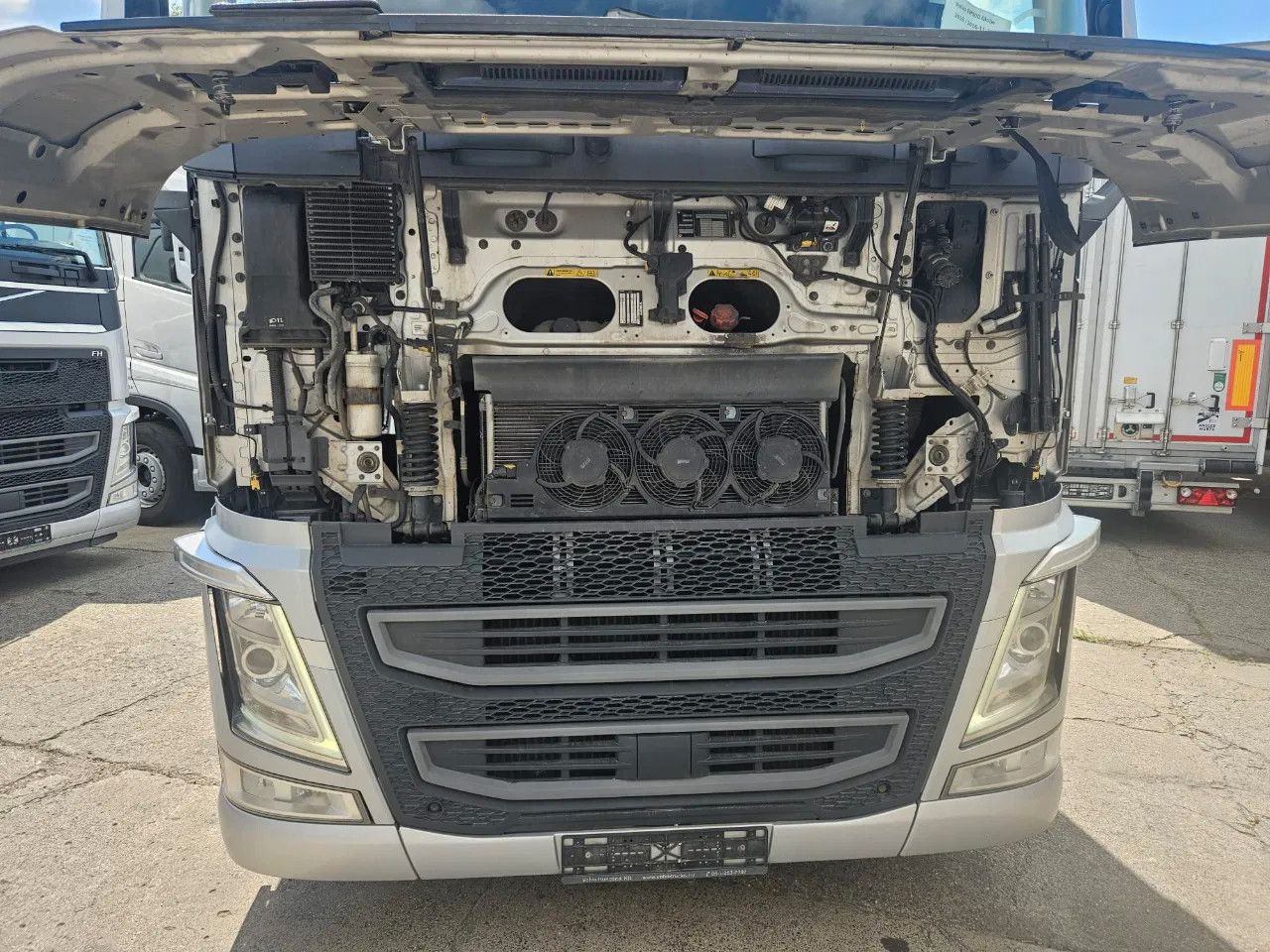 Volvo FH 500 Globe-Standard-I-Park- ACC- DAS-2 units - Trekker: afbeelding 3 Volvo FH 500 Globe-Standard-I-Park- ACC- DAS-2 units - Trekker: afbeelding 3