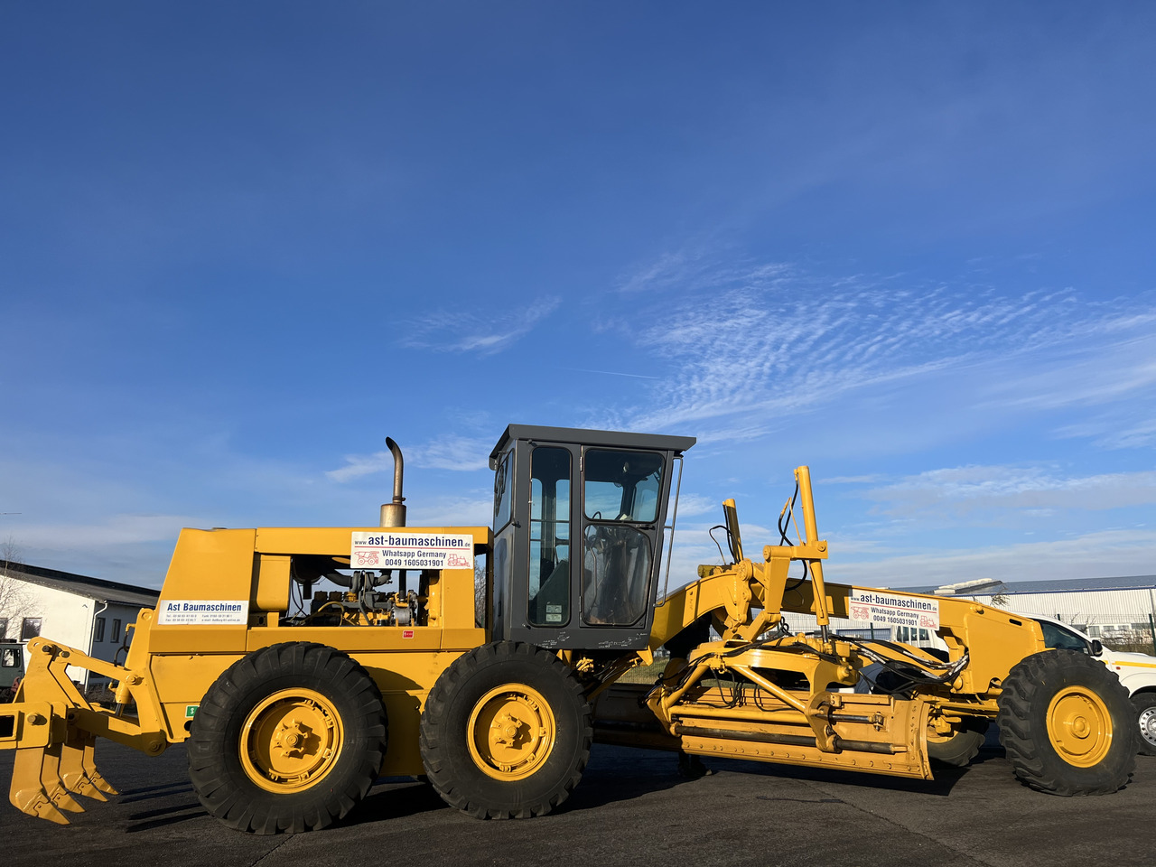 KOMATSU GD530A mit 5-Zahn-Heckaufreisser - Grader: afbeelding 4 KOMATSU GD530A mit 5-Zahn-Heckaufreisser - Grader: afbeelding 4