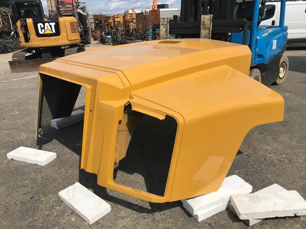 CAT 735 B Hood - Frame/ Chassis voor Bouwmachine: afbeelding 1 CAT 735 B Hood - Frame/ Chassis voor Bouwmachine: afbeelding 1