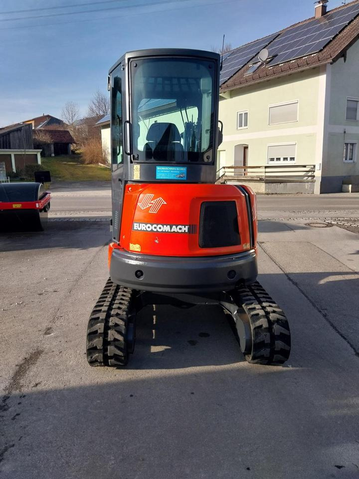 Eurocomach ES 35.2 ZT Minibagger Kubota Bagger Kettenbagger - Minigraafmachine: afbeelding 4 Eurocomach ES 35.2 ZT Minibagger Kubota Bagger Kettenbagger - Minigraafmachine: afbeelding 4