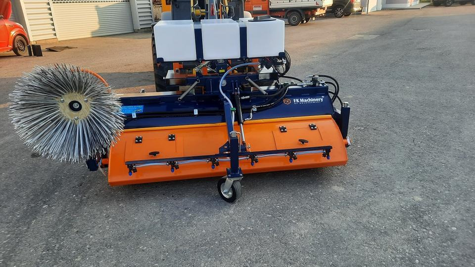 Kehrmaschine 1,2 1,5, 1,8m 2,3m Schlepper Radlader Teleskoplader - Veeg: afbeelding 4 Kehrmaschine 1,2 1,5, 1,8m 2,3m Schlepper Radlader Teleskoplader - Veeg: afbeelding 4