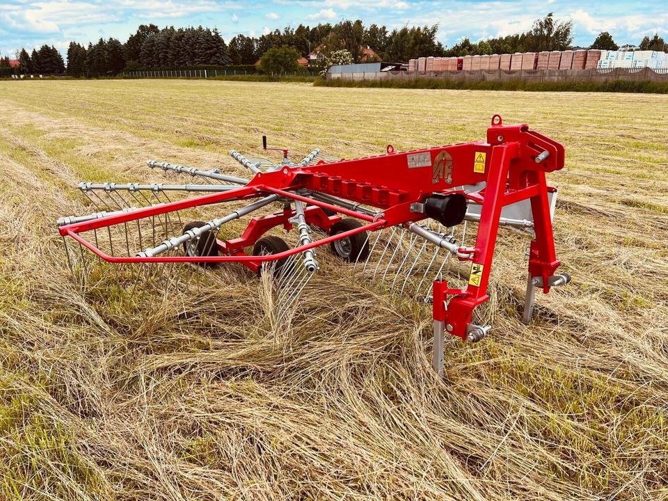 Kreiselschwader Schwader Agro Factory 4,2m KN-420 neu Krone - Hooischudder: afbeelding 5 Kreiselschwader Schwader Agro Factory 4,2m KN-420 neu Krone - Hooischudder: afbeelding 5