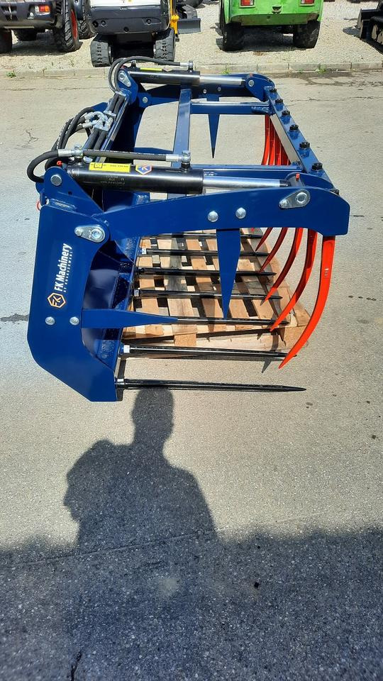 Krokodilgebiss Greifschaufel Frontlader Thaler Cat Hoflader Euro - Silo materieel: afbeelding 3 Krokodilgebiss Greifschaufel Frontlader Thaler Cat Hoflader Euro - Silo materieel: afbeelding 3