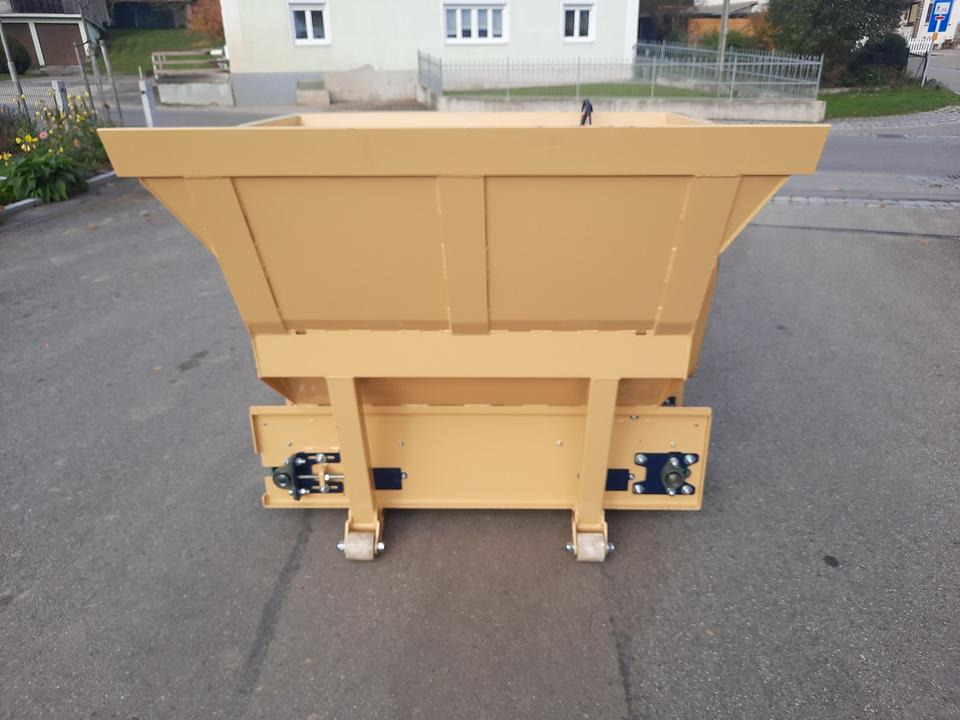 Liegeboxen Einstreugerät Futterverteilgerät Hoflader Radlader Cat - Veeteelt materiaal: afbeelding 4 Liegeboxen Einstreugerät Futterverteilgerät Hoflader Radlader Cat - Veeteelt materiaal: afbeelding 4