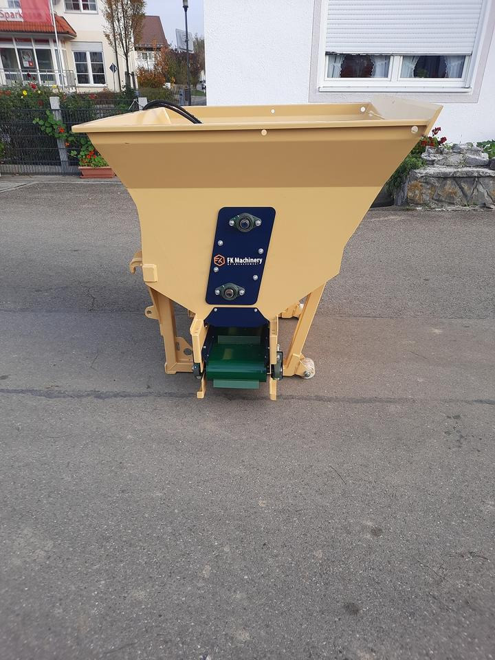 Liegeboxen Einstreugerät Futterverteilgerät Hoflader Radlader Cat - Veeteelt materiaal: afbeelding 3 Liegeboxen Einstreugerät Futterverteilgerät Hoflader Radlader Cat - Veeteelt materiaal: afbeelding 3