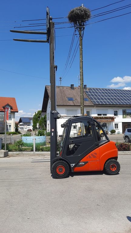 Linde H30D Triplex sehr schön - Diesel heftruck: afbeelding 1 Linde H30D Triplex sehr schön - Diesel heftruck: afbeelding 1