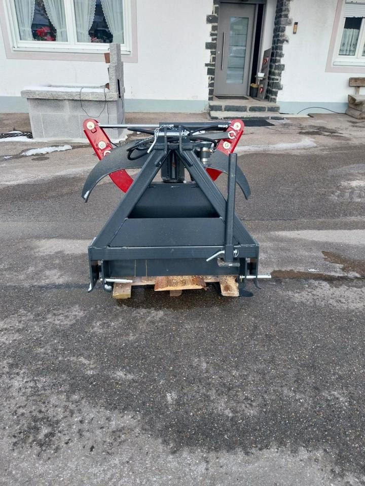 Schwenkbar Rückezange Holzzange 3 Punkt Forstzange Traktor - Boomvelkop: afbeelding 3 Schwenkbar Rückezange Holzzange 3 Punkt Forstzange Traktor - Boomvelkop: afbeelding 3
