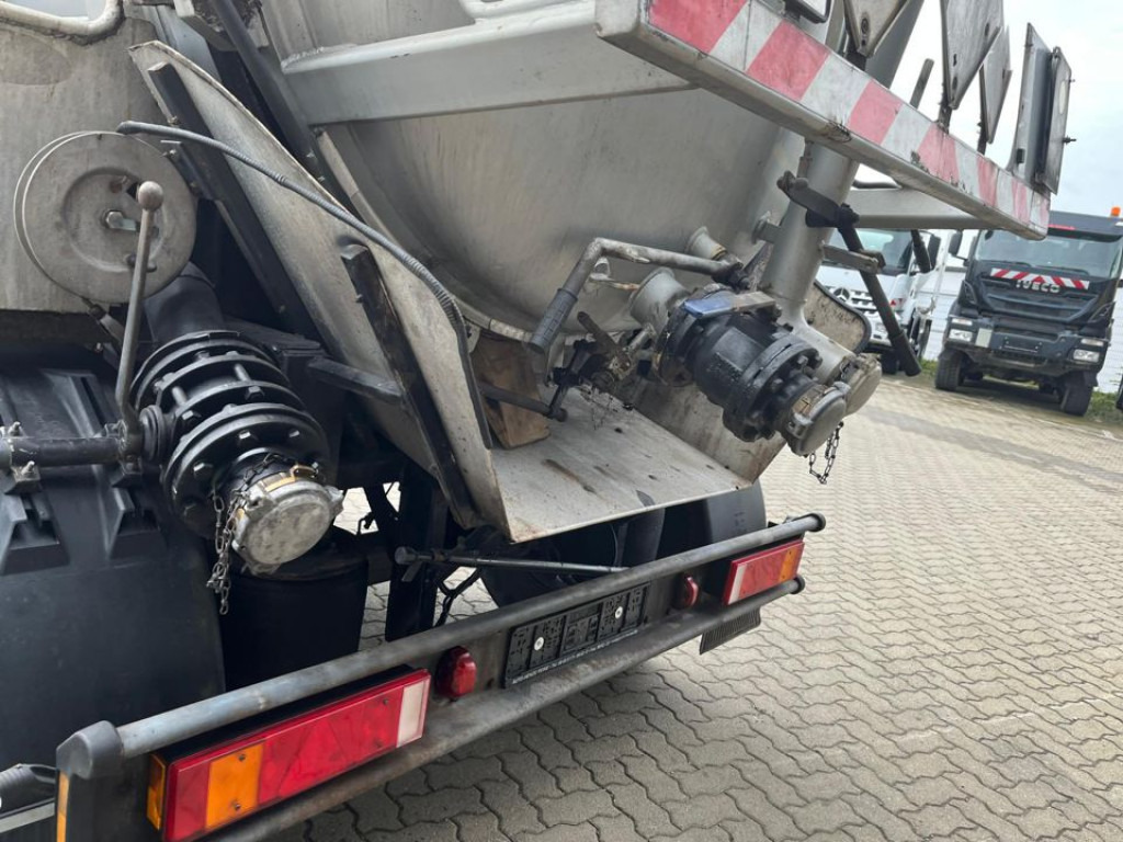 KRONE BDF-Anhänger AZW 18 Tankanhänger Bj-2011 Saug+Druck - Tank aanhanger: afbeelding 2 KRONE BDF-Anhänger AZW 18 Tankanhänger Bj-2011 Saug+Druck - Tank aanhanger: afbeelding 2