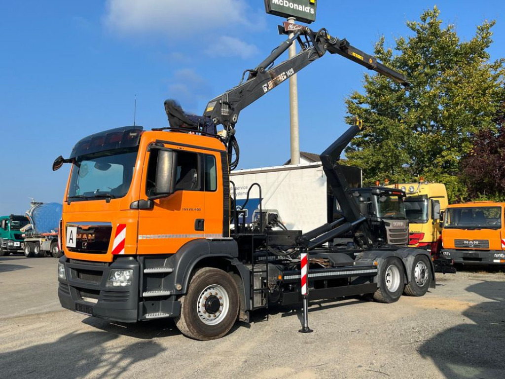 MAN MAN TG-S Abrollkipper mit Kran 26.400 6x4H-2 BL Lift/Lenk - Haakarmsysteem vrachtwagen, Kraanwagen: afbeelding 1 MAN MAN TG-S Abrollkipper mit Kran 26.400 6x4H-2 BL Lift/Lenk - Haakarmsysteem vrachtwagen, Kraanwagen: afbeelding 1