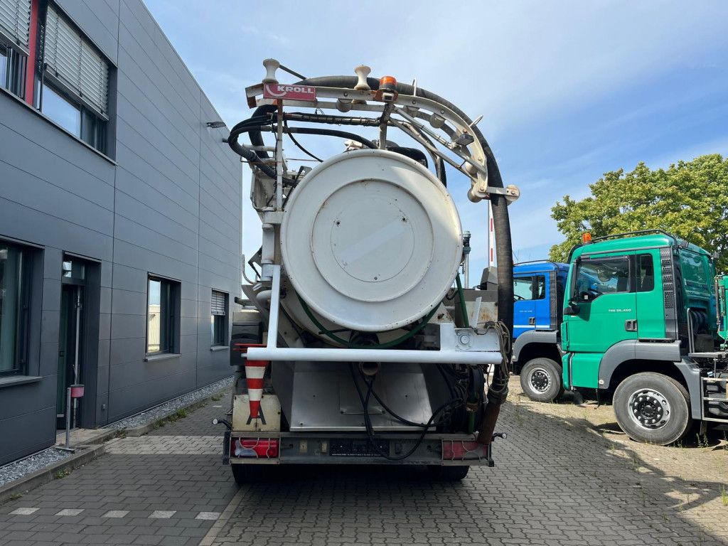 MAN TG-A 28.400 6x4-4 BL Saug + Spülwagen Funk - Vacuümwagen: afbeelding 4 MAN TG-A 28.400 6x4-4 BL Saug + Spülwagen Funk - Vacuümwagen: afbeelding 4