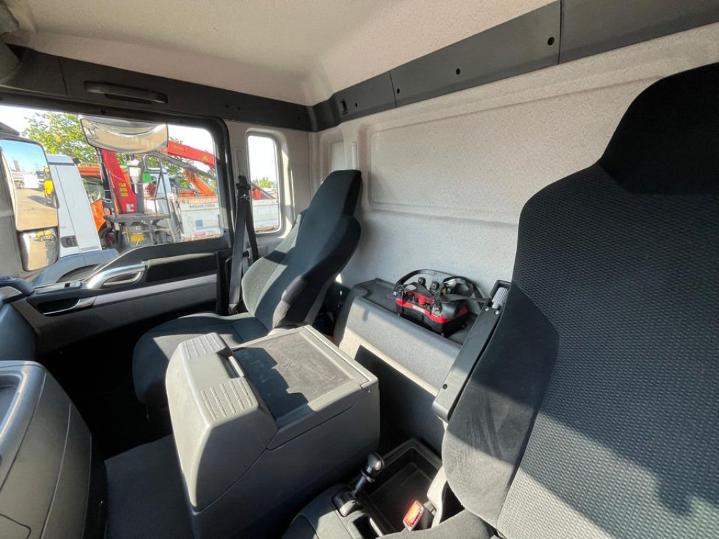 MAN TG-S 26.400 6x2-2 BL Pritsche Heckkran 5xhydr.Ausschub, Funk - Vrachtwagen met open laadbak, Kraanwagen: afbeelding 2 MAN TG-S 26.400 6x2-2 BL Pritsche Heckkran 5xhydr.Ausschub, Funk - Vrachtwagen met open laadbak, Kraanwagen: afbeelding 2