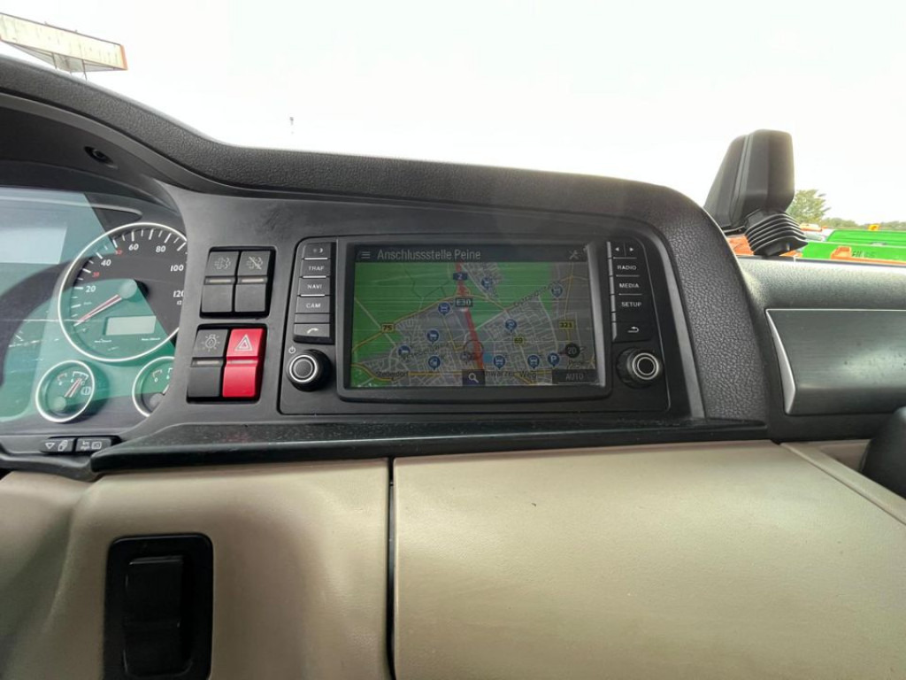 MAN TG-X 26.460 6x2-2 BL Pritsche Kran PK 24.001 Funk Lenk - Vrachtwagen met open laadbak, Kraanwagen: afbeelding 4 MAN TG-X 26.460 6x2-2 BL Pritsche Kran PK 24.001 Funk Lenk - Vrachtwagen met open laadbak, Kraanwagen: afbeelding 4