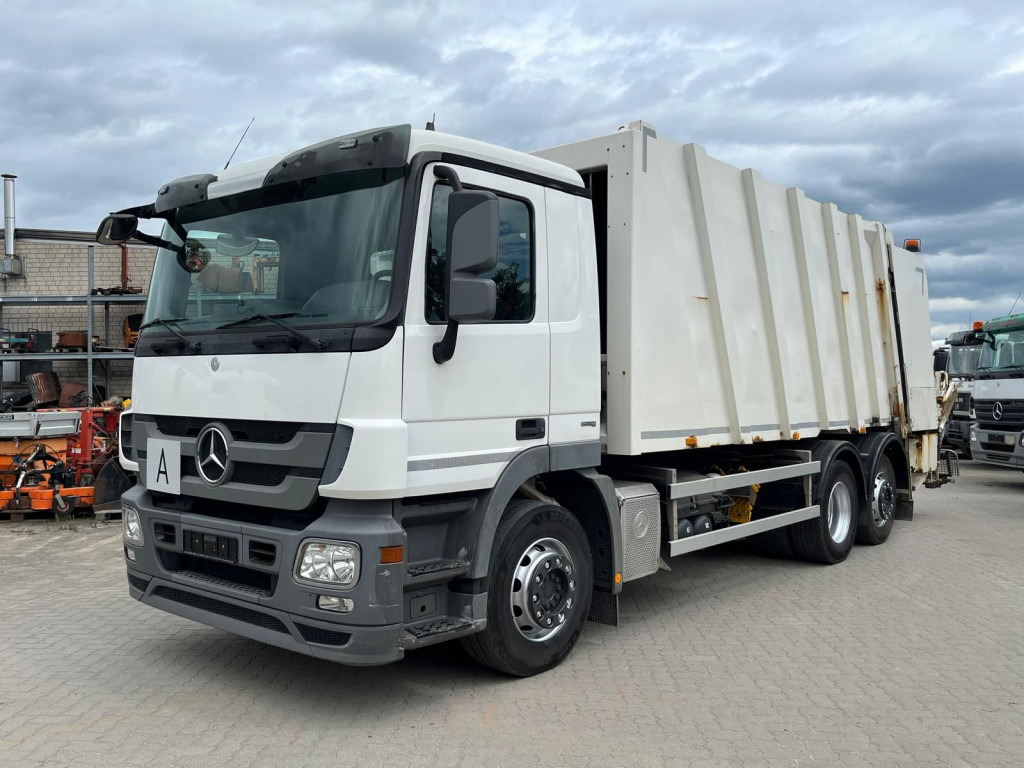 MERCEDES-BENZ Actros 2532 L 6x2 Müllwagen Faun Powerpress 25m³ - Vuilniswagen: afbeelding 1 MERCEDES-BENZ Actros 2532 L 6x2 Müllwagen Faun Powerpress 25m³ - Vuilniswagen: afbeelding 1