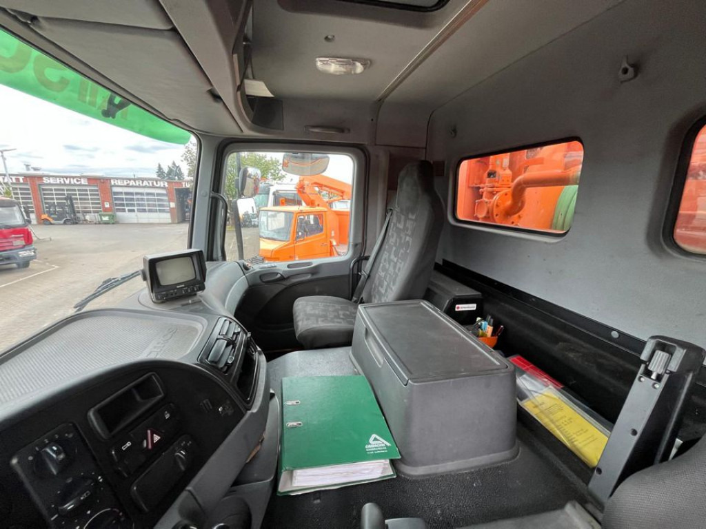 MERCEDES-BENZ Actros 2644 L 6x4 Saug + Spülwagen Kombi Saug+Spül super Zustand - Vacuümwagen: afbeelding 2 MERCEDES-BENZ Actros 2644 L 6x4 Saug + Spülwagen Kombi Saug+Spül super Zustand - Vacuümwagen: afbeelding 2