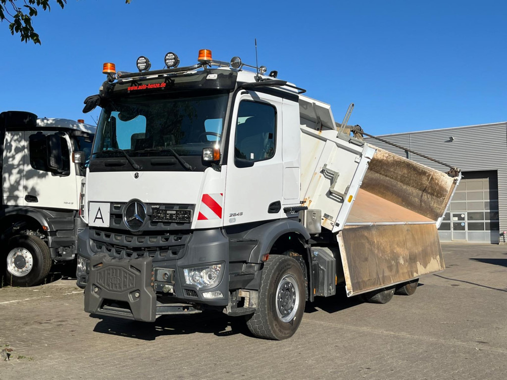 MERCEDES-BENZ Arocs 2645 K 6x4 3-Achs Kipper gr. Meiller Bordmatik 2 Stempel - Kipper vrachtwagen: afbeelding 1 MERCEDES-BENZ Arocs 2645 K 6x4 3-Achs Kipper gr. Meiller Bordmatik 2 Stempel - Kipper vrachtwagen: afbeelding 1